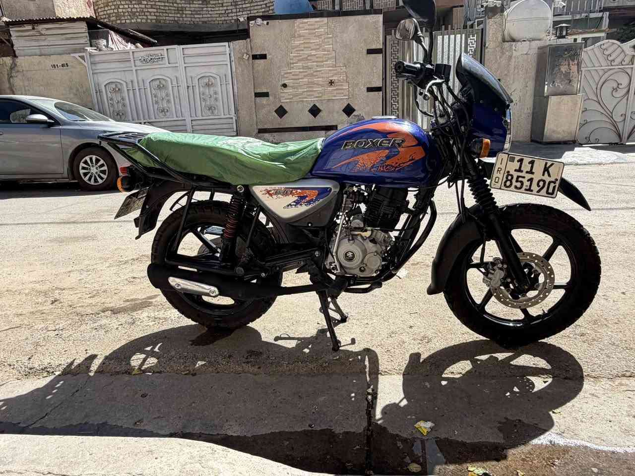 السلام عليكم بوكسر موديل 23 نازله 24 مرقم لوحه وسنويه باسمي تحويل ثاني يوم ( مكفوله كفاله عامه) دراجه برغي مابيه نقص مكاني الحريه
***********

