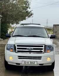 اكسبديشن • ٢٠١٣ • ٨ سلندر