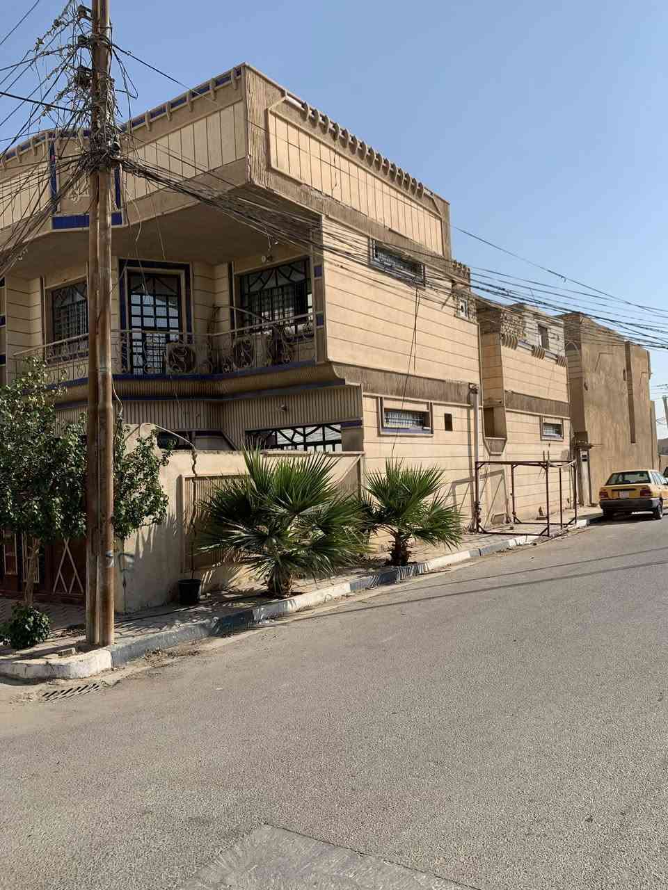 السلام عليكم منزل ركن
للبيع ملحق التعاون شارع الملعب الجديد مساحه 150m نوع العقار طابو ملك صرف مكون من ٦ غرف نوم مع صاله واستقبال واسعه اضافه الى حمامات في الطابق العلوي والسفلي وكراج سياره يبعد عن الامام ٣ كيلو 

سعر /325

تواصل /***********
