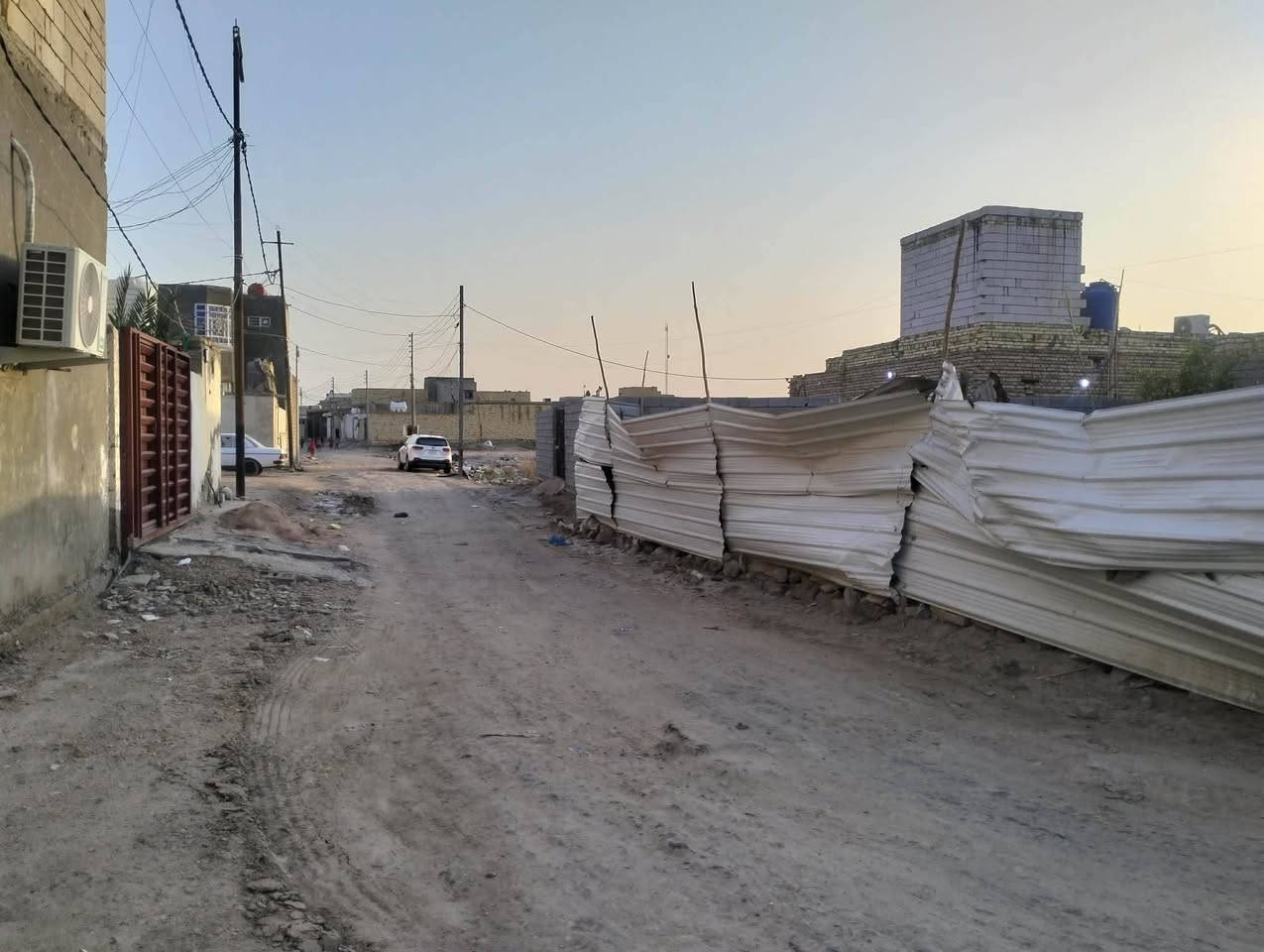 السلام عليكم قطعه زراعي للبيع ناحيه الفظليه المساحه 150 متر مدفونه وجاهزه للبناء كافت الخدمات متوفره يمهه الموقع شارع العطاوه مقابيل بيت ابو علي الامي السعر المطلوب جدآ جدآ مناسب للاستفسار *********** واتساب او اتصال ❤نستقبل كافت العروض داخل الفظليه واطرافها 🥰
