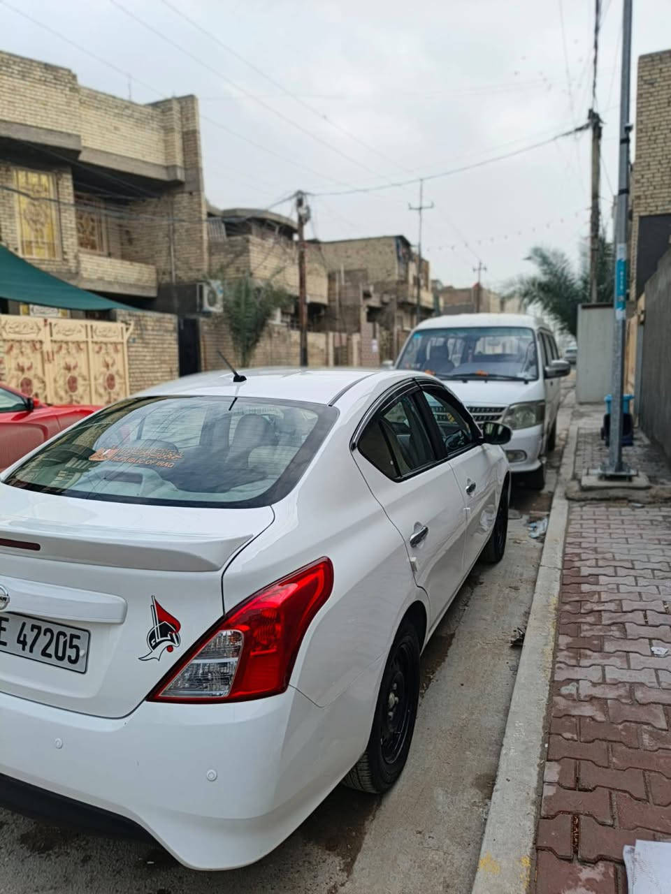 السلام عليكم
نيسان سني موديل 2025 خليجي مكفولة من الصبغ والضربة ماشية34,000 السعر 126 مكاني بغداد البلديات 

الهاتف ***********
