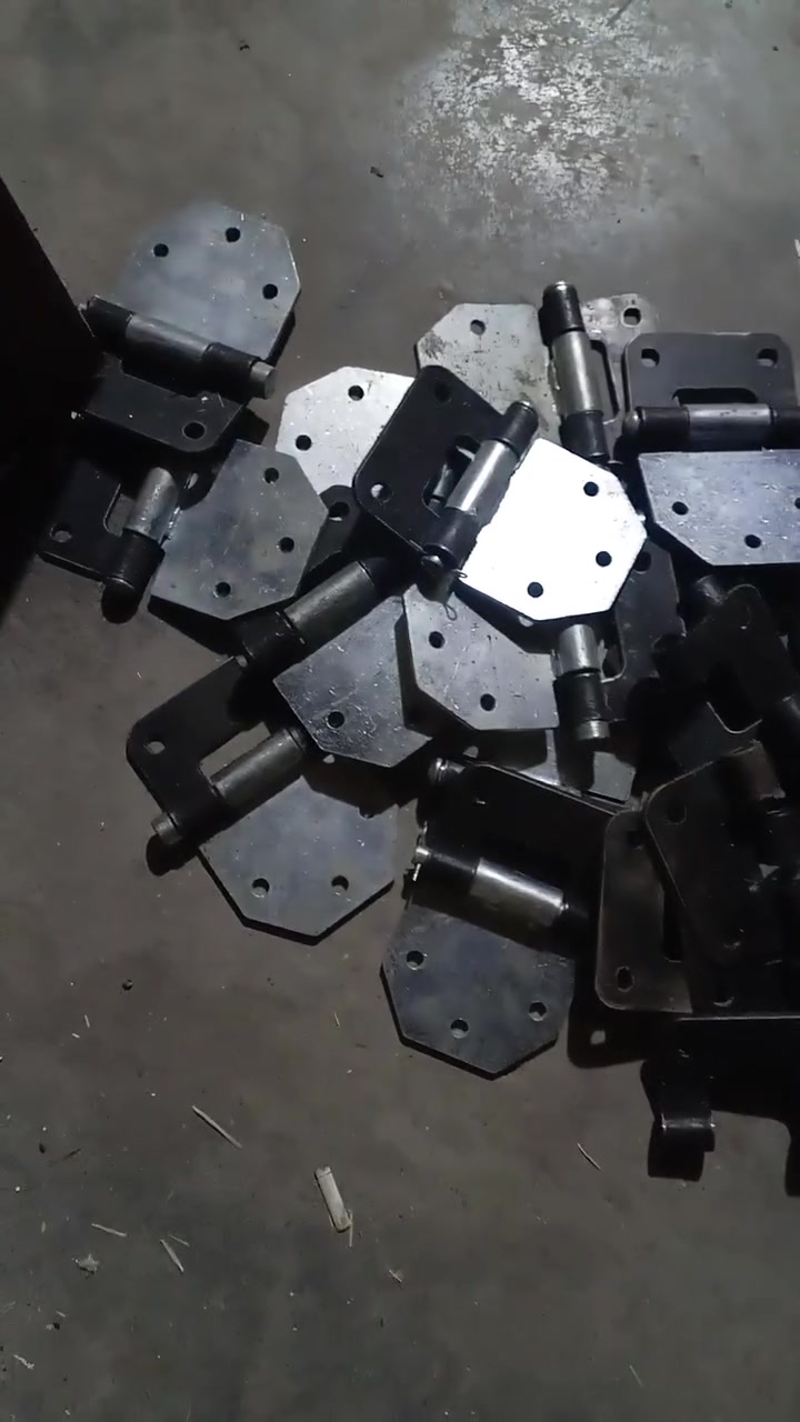 يوجد نرمايد مال هينو جميع القياسات للبيع
العنوان جرف النداف
***********
