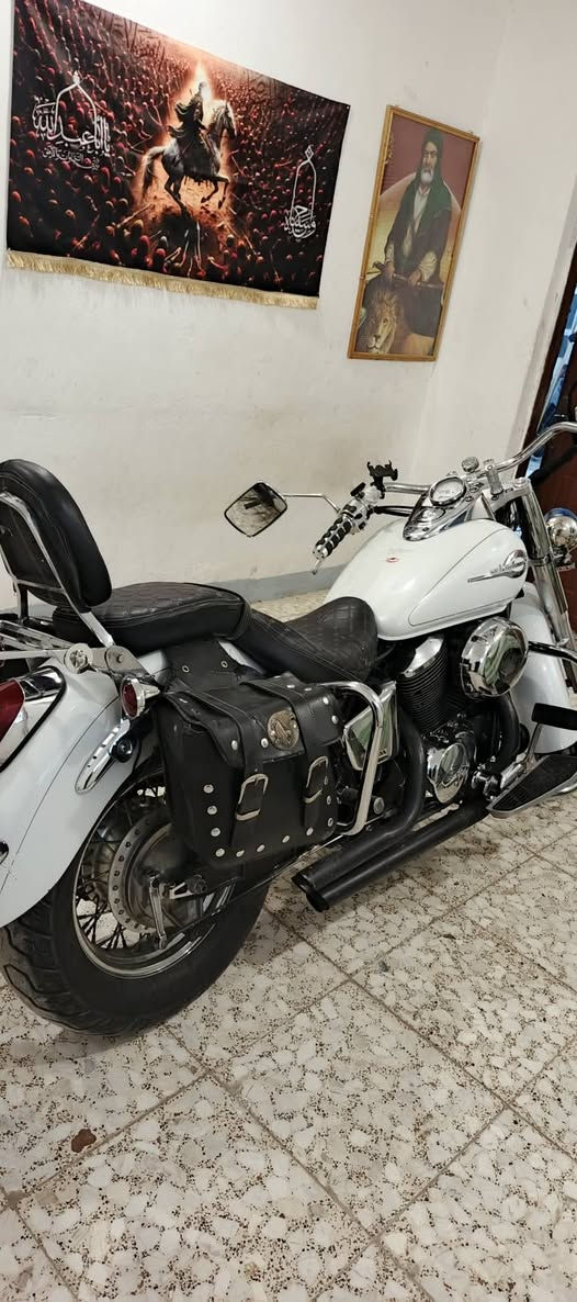 سلام عليكم شباب دراجة شادو 400cc دراجة بحاله الوكالة 
كير مكية بل جيس معروضة 19 ورقة أو بيهه مجال حك الجيه 
عنوان بغداد الزعفرنيه دراجة بدون رقم رقمي ***********
شباب الجاد بل شراع يجي ياخذهه لا يكلي بأجر أو عكبه أو 
امسح المنشور دراجة حلوه مان جناي والله
