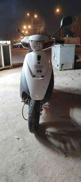 السلام عليكم دراجه للبيع نضيفه عوزها بس باتري كهربائيات كلها شغاله كفرات مابيه شي الشراي اني حاضر ***********
