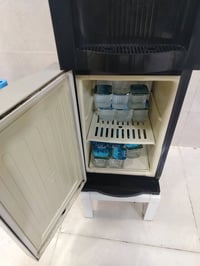عندي غراض بيت العنوان بغداد الشعب حي البساتين للاتصال والاستفسار 07747...