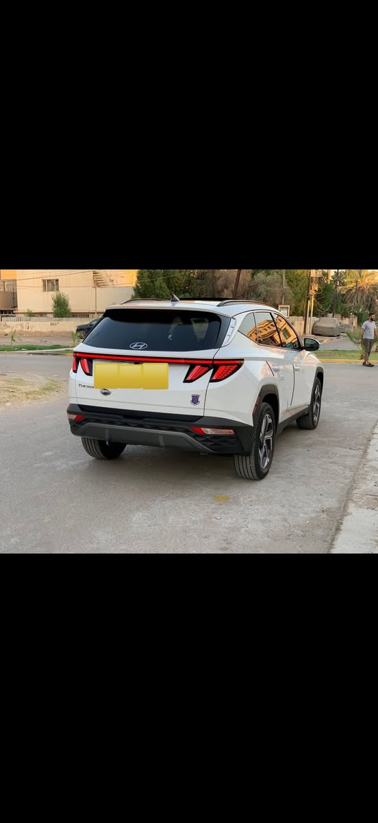 السلام عليكم
هيونداي توسان وارد امريكي سنة الصنع 2023 رقم بغداد موديل H TRAC اعلى مواصفات VIP المسافة المقطوعه 31.000 مايل، بصمة تشغيل وبصمة ابواب وجنطه، بانوراما، مقاعد جلد فاخره، كامرات 360 درجة، المقاعد الاماميه كهرباء، مقعد السائق ذاكره 3 وضعيات، المقاعد الاماميه تدفئه وتبريد، مقود السياره تدفئه، المقاعد الخلفيه تدفئه، المرأة الداخليه تعتيم للضوء الخارجي، المرأة الداخليه تحتوي على ميزه الاتصال المباشر، الصندوق الخلفي كهربائي وذكي يفتح تلقائي عند الاقتراب منه، ميزة نظام المساعدة الذكية على الركن عن بُعد بواسطة بصمة السياره، نقاط عمياء، قيادة شبة ذاتيه عن طريق السير بين الخطوط، رادار امامي ومانع تصادم امامي ورادار جانبي ومانع تصادم جانبي عدد 2 ورادار خلفي مانع تصادم خلفي، لايت زينون 4 عدسات، قطعه تبريد خلفي ومناخ منفصل، دفلوك امامي وخلفي ذكي، هاند بريك بصمة اوتو داش بورد ديجيتال، انارة محيطية 65 لون تفاعلي، بصمة عدد 2، ويل كب كروم اعلى فئه، السياره كلين تايتل ماعدا الطرف الامامي للبنيد وكما موضح بالصور وجميع ايرباكات السياره سليمه،  
للاستفسار على رقم الهاتف : ***********
