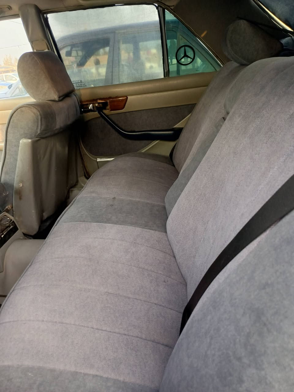 سلام عليكم مرسيدس جامبو موديل 89 بسمي سنويه لل 27 حداديه تايرات كله جديد محرك 3000 عنواني كربلاء سعره 50 وبيه مجالل  ***********
