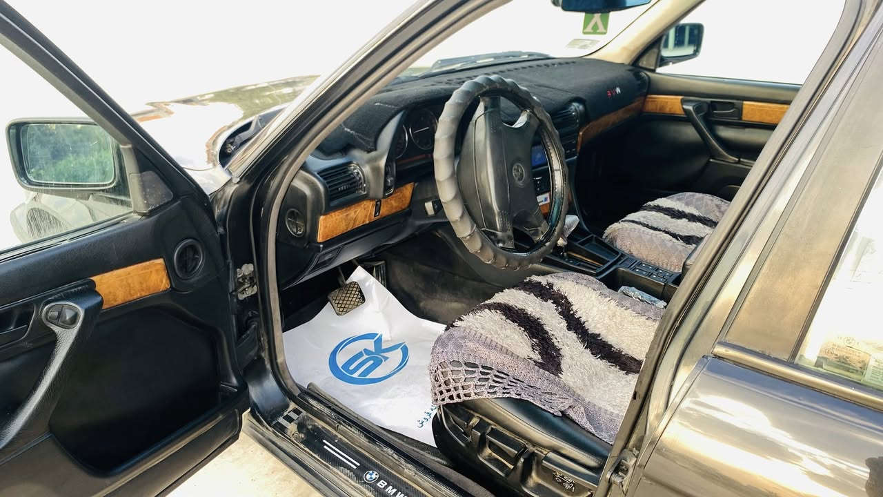 Bmw730i
سيارة تحفة 

بدون برغي نقص

سلايت

تلفون شغال

 تبريد تدفئة

صدر امامي خلفي

محرك بدون تنقيص

حماوة ثابت نص تبريد بدون تبريد

دبل جكمجة

كير اوتو سبورت ثلجي كلهه شغال

كهربائيات بلاد

4جام كهرباء

دواخل جلد

فرن فقط جمالية بدون ضربة

سنوية بااسمي وجديدة
مكاني ديالى خانقين متواجد للااتصال ***********
