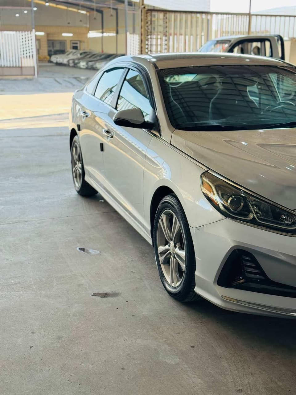 سوناتا ٢٠١٨
الصبغ قطعه وحده فقط بونيد صبغ بدون دواخل 

مواصفات السياره 

بصمه 
كشنات تدفئه 
كشن كهربائي 
رادارات جانبيه 

المحرك مامفتوح شرط والكير وضع الشركه 
رقم اربيل 
ماشيه فقط ٨١ الف 

للتواصل ***********
السعر علخاص
