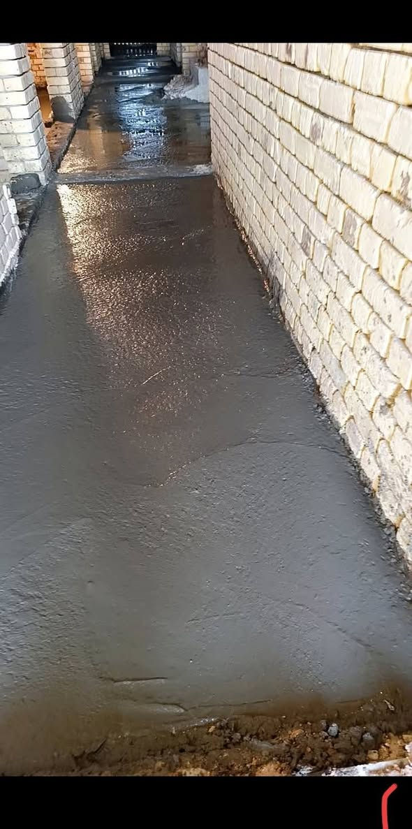 الله
عمال حفر البيت الصبه العشره مع قفاز

تدخيل سبيس مع حادله 

تربيع البيت طابوق 

صب ارضيه البيت كامله 

صب العشره فوق البتلو 

شغل نجاره كامل 

للتواصل حسين 
***********
