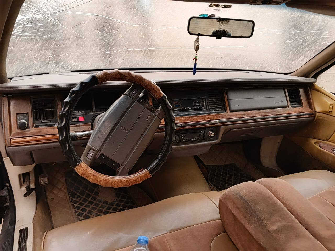 لينكولين موديل 1994 فول مواصفات محرك 8 سلندر كير محرك صدر كهربيات كوله بشرط رقم كركوك سنويه اخضر سياره جديده شرت تحويل سعر 37 مراوس هم يرهم رقم *********** كركوك, العراق
