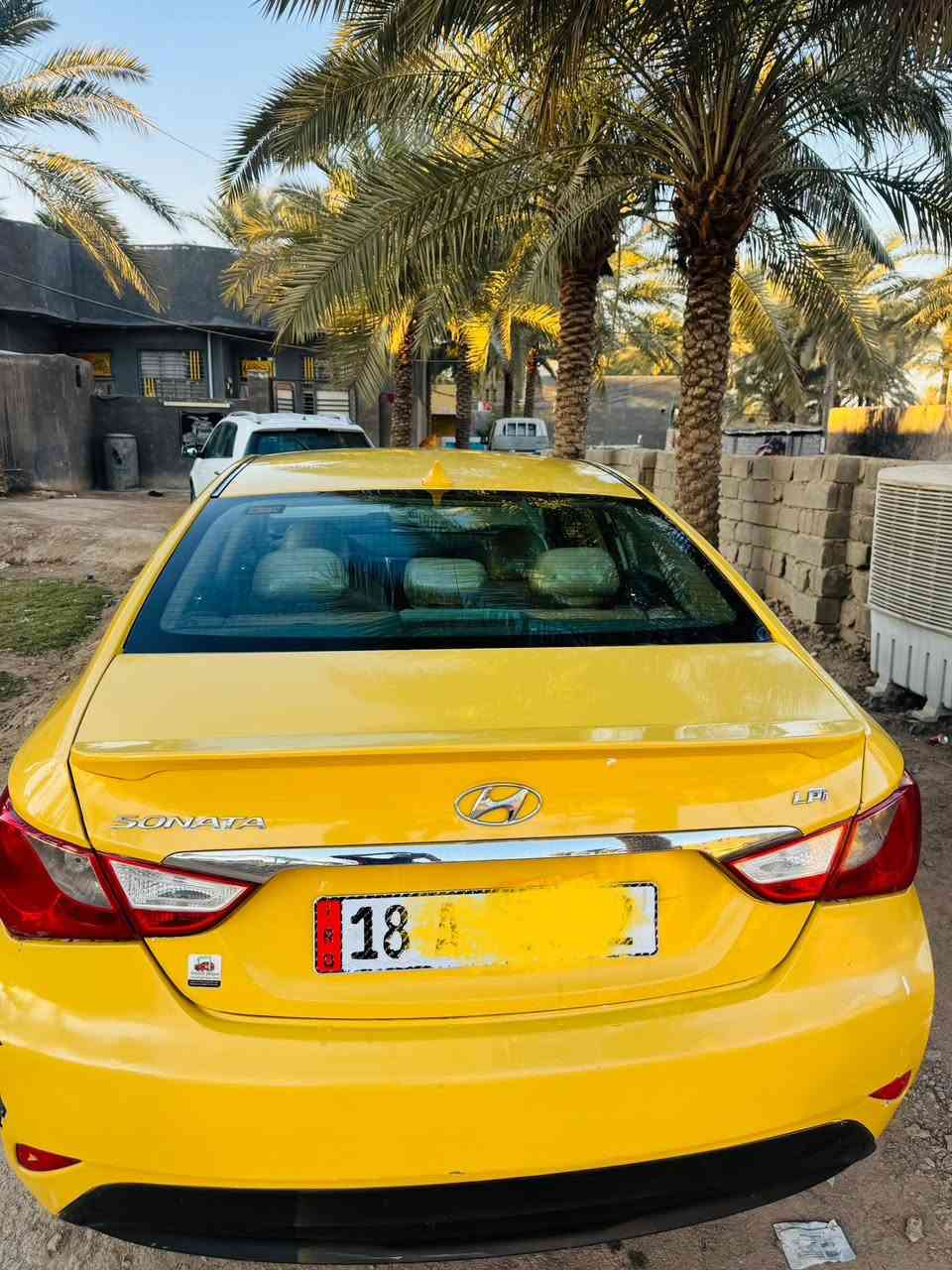 السلام عليكم سياره سوناتا للبيع مديل 2013السياره حيل جديده تخم تاير محرك جديد حداده جديده السياره وارد أمريكي حادثه جاملغ وبنيد بدون دواخل فقط تبريد شغال رقم بابل إنكليزي وسنويه جديده السياره جاهده على آخر حبيه سعره 94ورقه وبيه مجال الاستفسار الاتصال عل الرقم ‭***********
