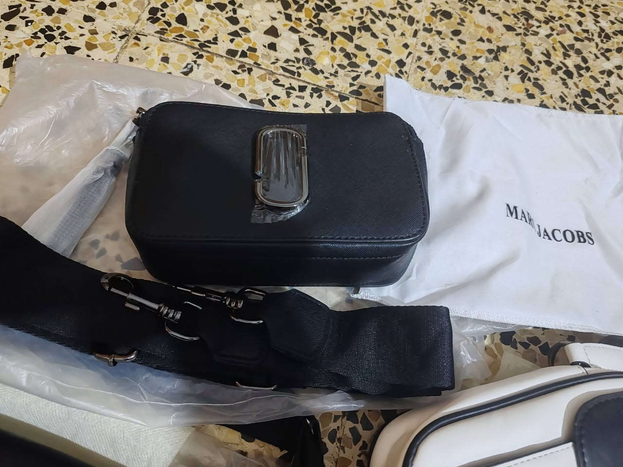 جنط حلوات ٣ قطع ب٣٠ الف


**إذا كنت صاحب هذا الإعلان وتريد حذفه لأي سبب، رجاءا أرسل رسالة إلى الدعم الفني**
