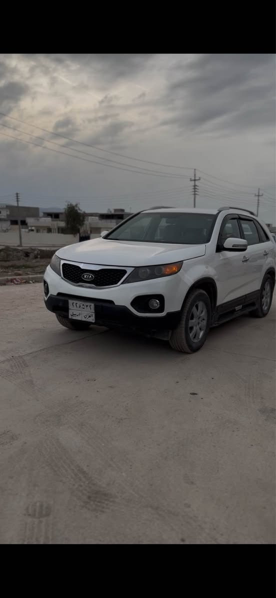 Sorento 2012 v6 خليجي 
محرك ٦ سلندر مرغوب  ٧ راكب
سياره  كلشي بشرط كير محرك تحويل غرامات
مكان سياره قضاء برده رش
سعر. بلاش (( ١٣٠ $ )) ورقه 🔥🔥
موبايل // ***********   واتساب فايبر اكر, نينوى
