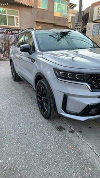 كيا سورنتو 2023 أمريكي بلاك ادشن، لون سمنتي 7 راكب رقم اربيل باسمي صور...