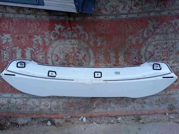 السلام عليكم
سبايدر خلفي ينشد على جميع السيارات  سعره 45 الف

دوسه أسفل باب السلايت بس وحده وسعرها 35 الف

مكاني بغداد المعامل الباويه 

***********
