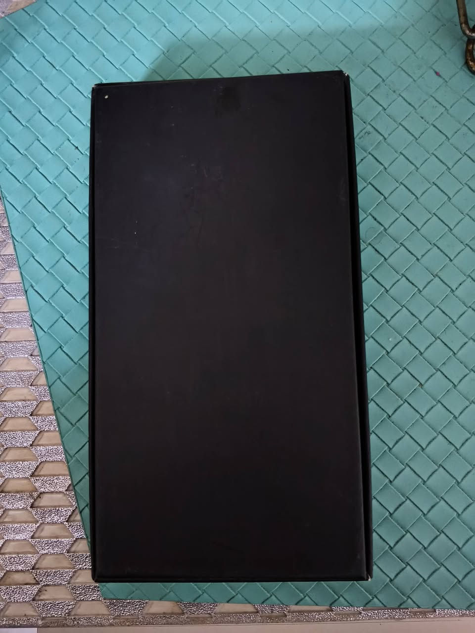 كارتونه ايفون 13 برو ماكس جديده شخط مابيها قيم يعجبني سعرك ابيعلك رقمي ***********
