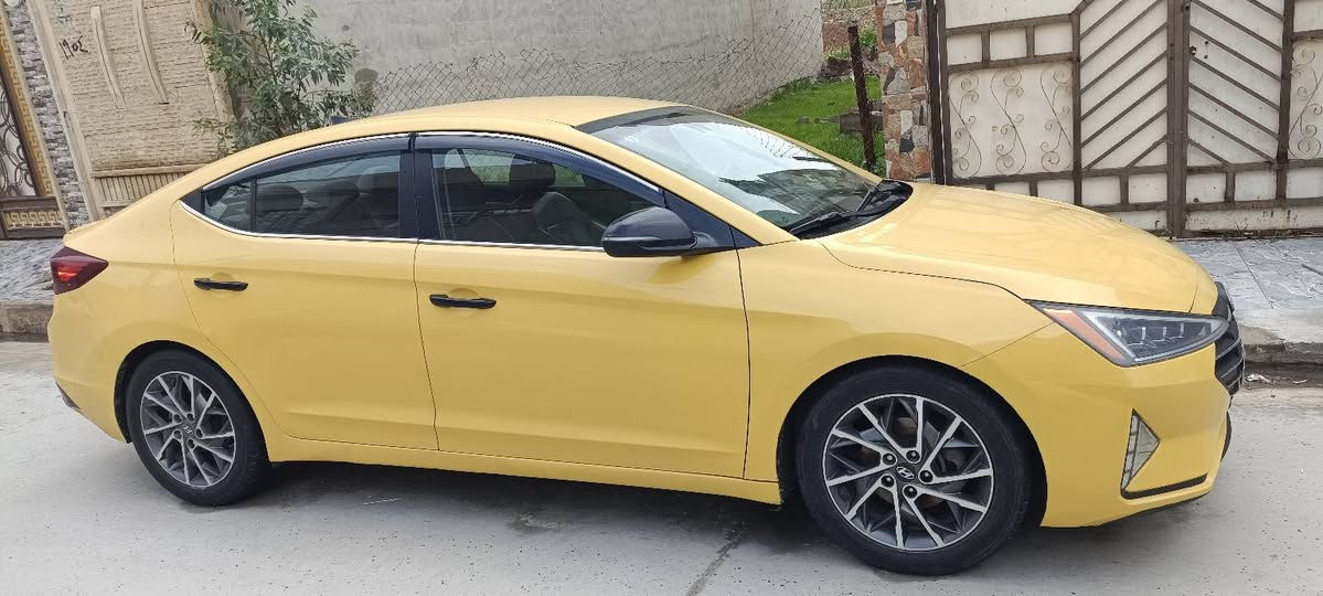 السلام عليكم لانترا2019 كير ايتي بلادي محرك وكير شرط رقم بغداد بسمي هزة سنويه جديده فول بصمه ابواب بصمه تشغيل كشنات كهرب جلد  لإدارة بلمريه توقف ذاتي لايت ٤ عدسات زينون اصلي شاشه كامره سستم صوت انفنتي بك لايت لد  مكاني موصل..***********..***********
