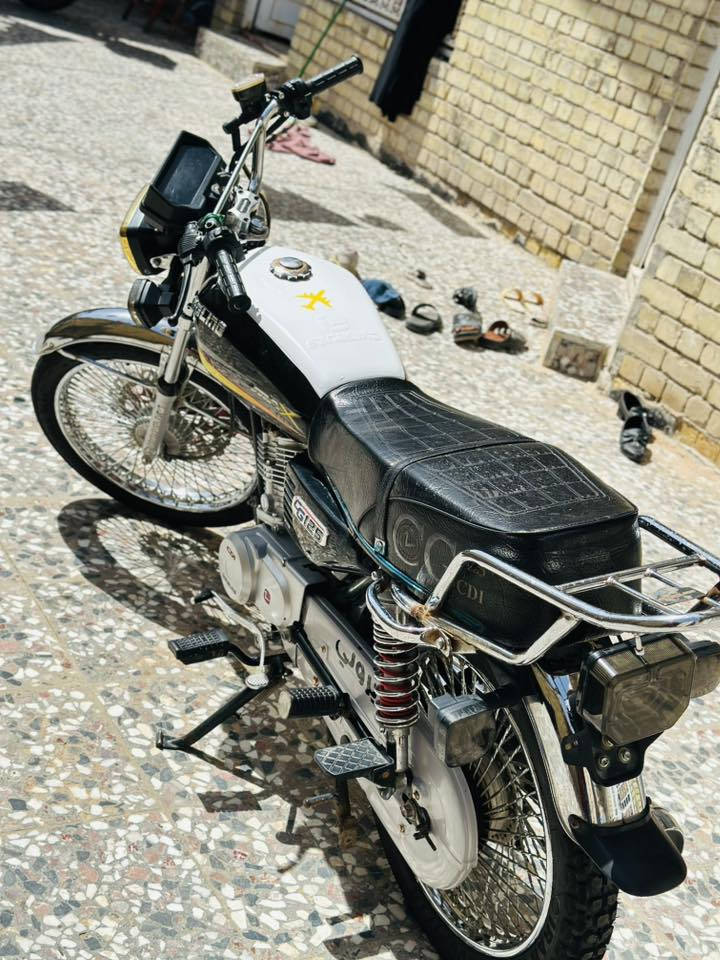 للبيع دراجه تايكر سونك موديل 25 كفاله من كلشي الدراجه ححييل نضيفه ومرتبه اوراق كامله المكينه بلجيس السعر (575 ) ومجاله حك لجيه بس المكان طويريج للاتصال ***********
