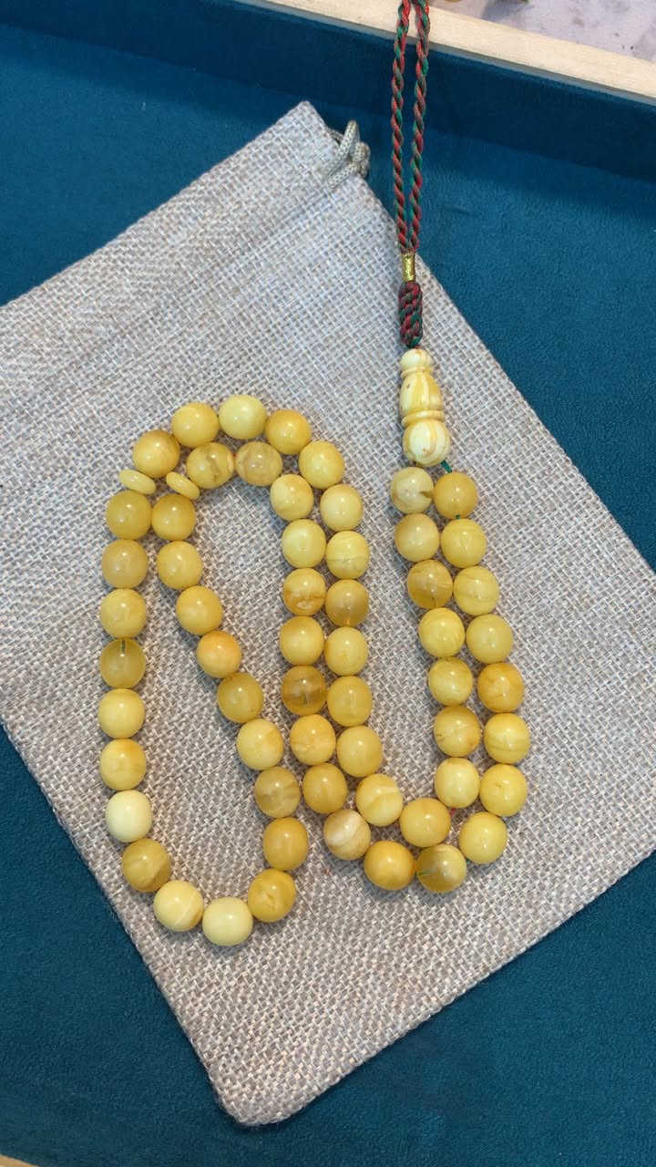 السلام عليكم 
مسبحة من الكهرب البولندي الحر الطبيعي المكفول 100%گصة تفاحية الوزن 33 غرام عدد الحبات 59 حبة قياس الحبة 9.5 ** 10.5 ملم توصيل متوفر بغداد وكافة المحافظات السعر  خاص رجاءاً ❤️


**إذا كنت صاحب هذا الإعلان وتريد حذفه لأي سبب، رجاءا أرسل رسالة إلى الدعم الفني**