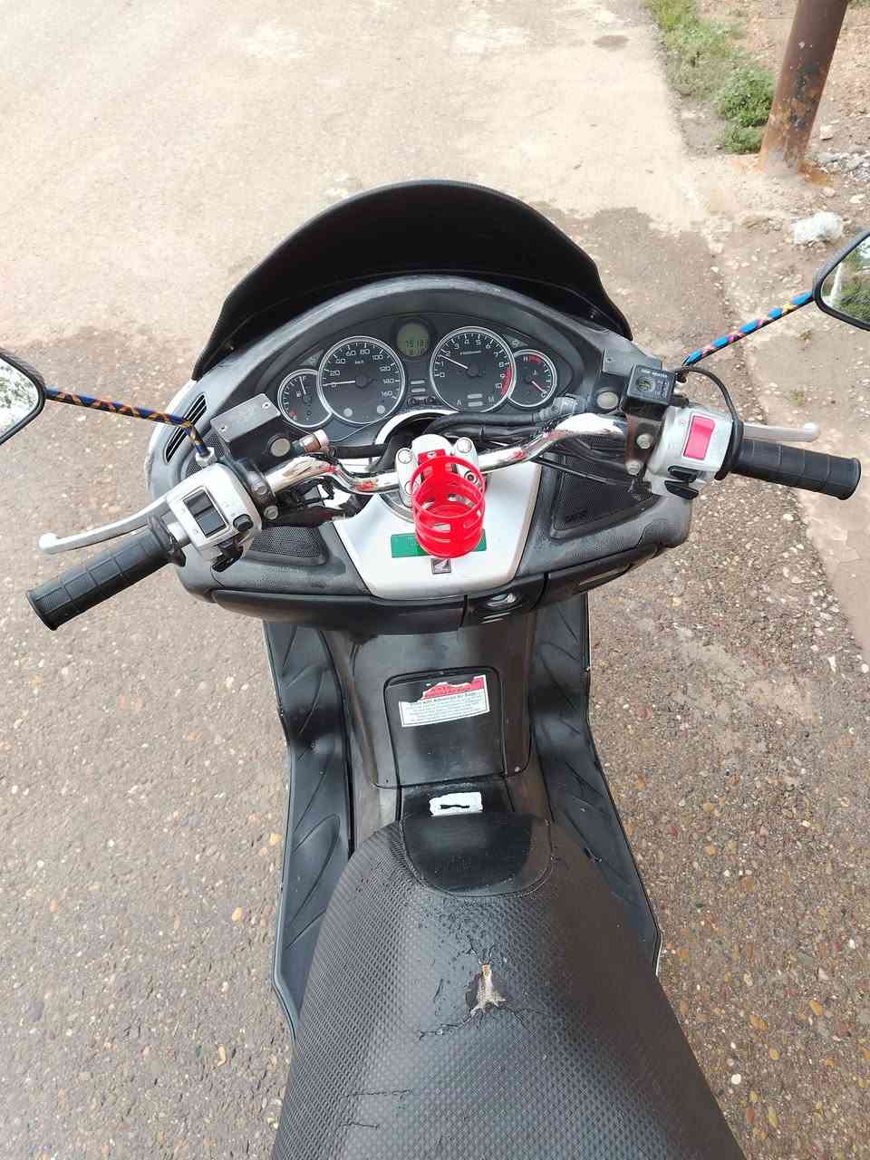 السلام عليكم شباب
دراجه فورزه 08كرستال🏍️
1.كيرها ملغي
2. مكينه نص نكره لاتبخير ولانظوح ولاتنقيص ناعمه حيل
3.كهربائيات كلها كمله كلشي بيها شغال ليتات بك ليت اشاير دشبول كلها مالها شغال مابيها نقص كلوب
4.جويتر نظيف رون واحد ونص ثابت
5.حماوه ثابته جوه نص مابيها مشكال
6.نقص دراجه فقط تريشه صفحه يسره هيه مبدله لون اسود بس هم مكسوره يعني يراد تبدليل الها بس هذا نقصها
مكان بغداد الشعب
سعر💰🗣️850وبيها مجال للشراي بسيط
متواجد خاص وهذا رقمي *********** رصيد وتساب
ملاحظه❌دراجه مصورها فديو لكامل تفاصيل بس ماكدر اضيفه ميتحمل لان المنشور راسلني اشوفك كلشي قبل لاتجي علمود مصير غش بلموضوع
الله يرزقكم ويرزقنه♥️
