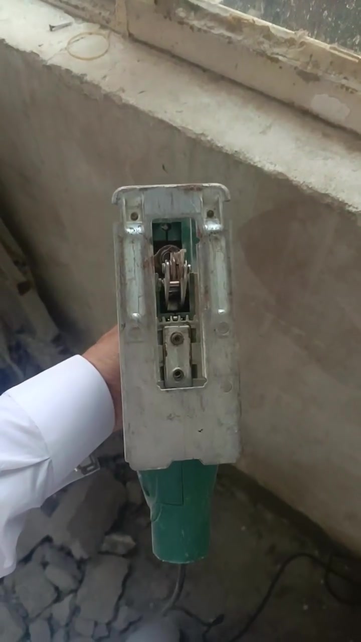منشار كهربائي للبيع.. شرط الشغل أي عيب مابيه 
السعر قيم بما يرضي الله.. وشايف الخير مكان عروبة


**إذا كنت صاحب هذا الإعلان وتريد حذفه لأي سبب، رجاءا أرسل رسالة إلى الدعم الفني**