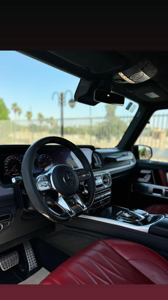 ‏2022  63 Mercedes-Benz G-Class 
جي بيع او مراوس سمنتي 2022 فئه 63  الماني 
ضمان دولي  بصمتين مغلفه PPF رقم بغداد 
كفاله عامه من كلشي فول مواصفات 🩵

المواصفات 1/1 
بصمه 
سلايد 
جلد 
كراسي كهرباء
كراسي مساج 
رادار حساسات 
عدد كامرات 5 
عداد المشي 26mi 
الى اخر معروفه مواصفات G
--------------------------------------
موقع السياره بغداد كفاله عامه من كلشي وبيها سونار 
مغلفه PPF ضمان وجديده جدا رقم بغداد الجناي فقط
الرقم : ***********
