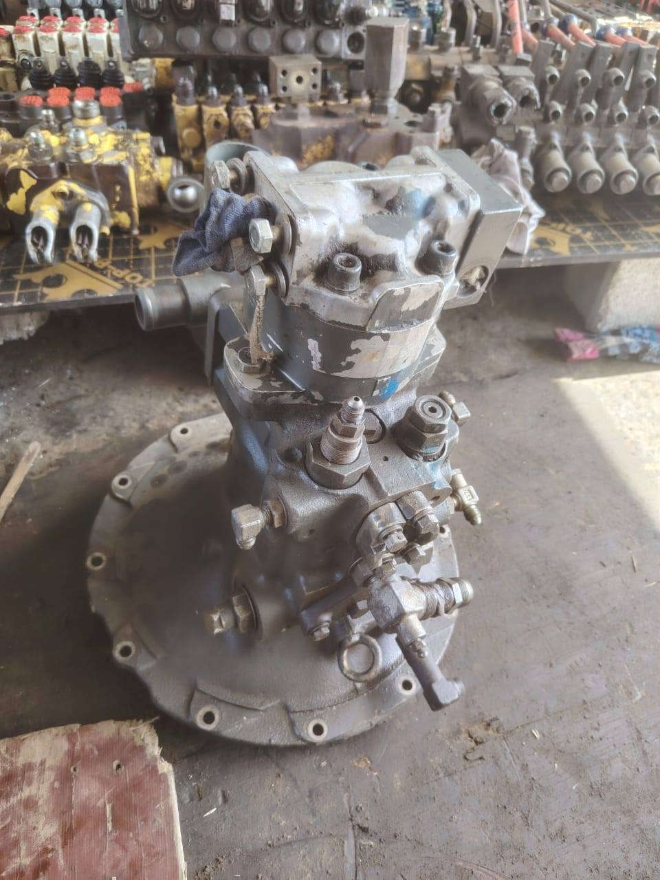 تصليح وتجفبت وتفصيخ مضخات وبمات هايدروليك لي انواع الحغارات العنوان كركوك اتصل ***********
***********
