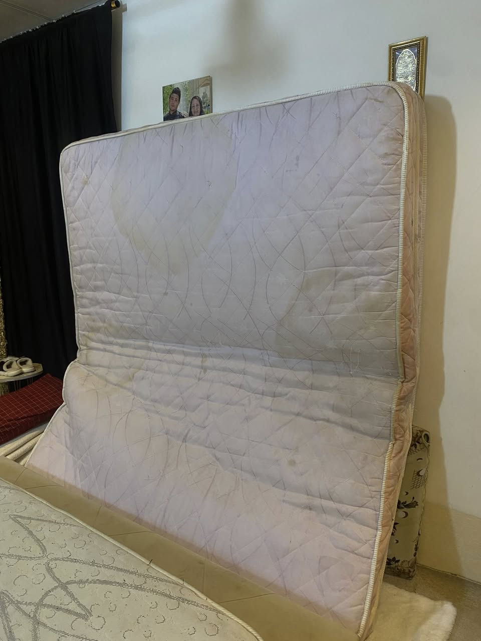 للبيع
***********
