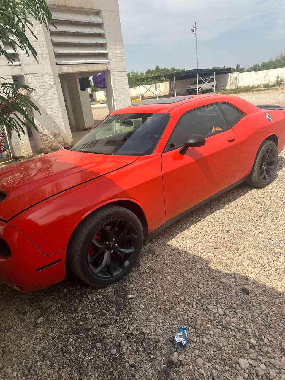 جالنجر للبيع أو مرارس حسب قناعه موديل 20. اصل سته سلندر فول موصفات للخير جاهزه بسمي تغير لون برتقالي بسنويه حادث امريكا جفيه لون ابيضّ اصل سعر مناسب 125 ورقه. ***********. عنوان ديالى
