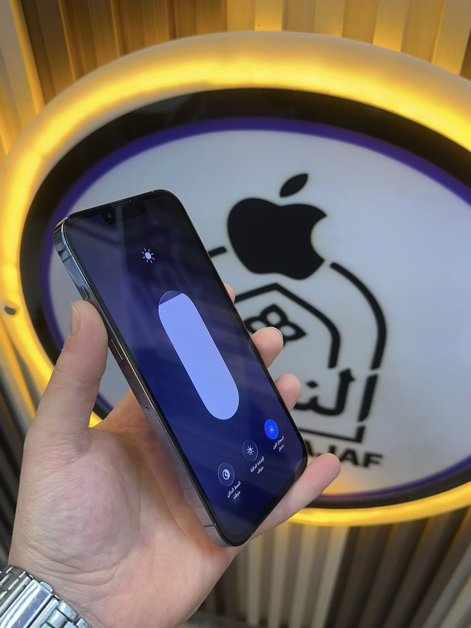 ١٣ برو ماكس ٢٥٦ كله شغال ب ٤٧٥ مكاني النجف ***********
