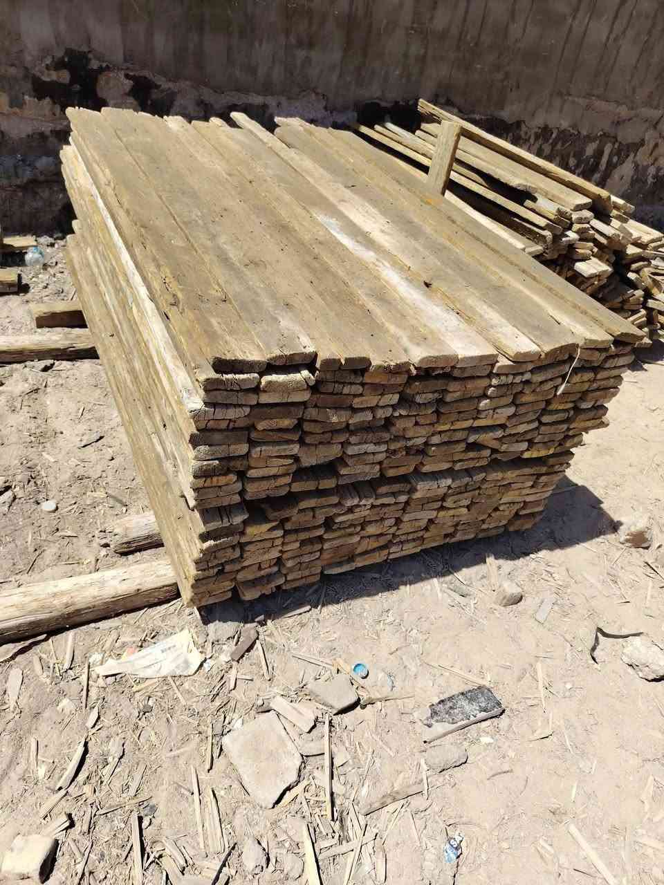 للبيع قالب خشب روسي نظيف
عدد 9 مكاعب ونص
عنوان الحلة المركز
اتصال هاتف ***********
