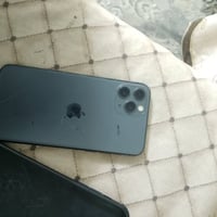 آيفون ١١ برو • ٦٤ • ظهر مفطور