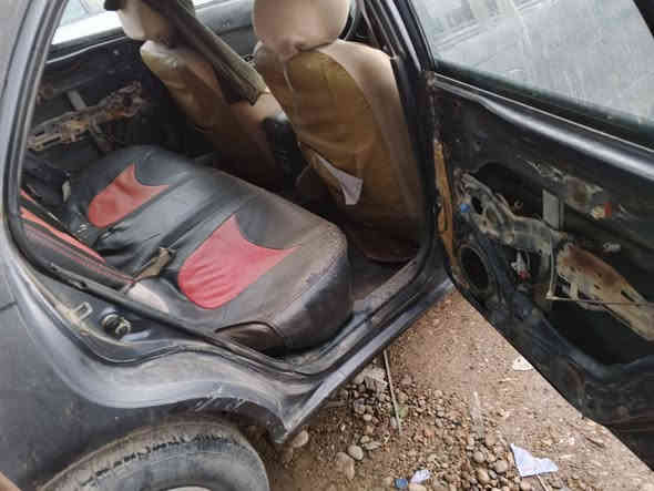 للبيع#
سيارة كارينا للبيع رقم ديالى سنوية  صاقطة صار عشر ايام محرك وكير نضاف بشرط التحويل كير اوتوماتيك السعر 32 مكان السيارة جلولاء الاتصال بالرقم 
***********
