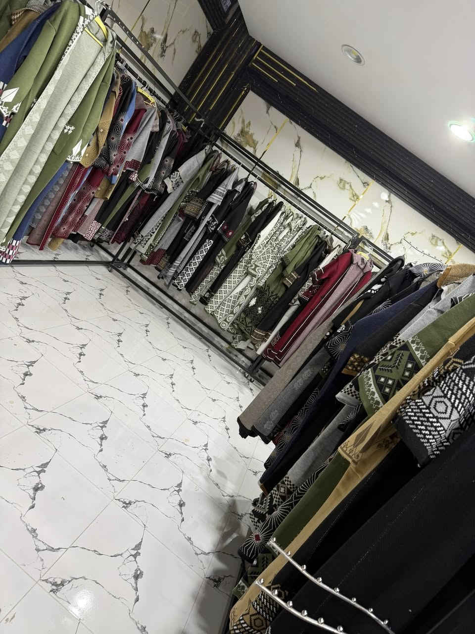 عرض عباية صوف بس 100 الف عبايات شواخ الاحمد 
العنوان 23 شباط خلف مطعم القصور


**إذا كنت صاحب هذا الإعلان وتريد حذفه لأي سبب، رجاءا أرسل رسالة إلى الدعم الفني**