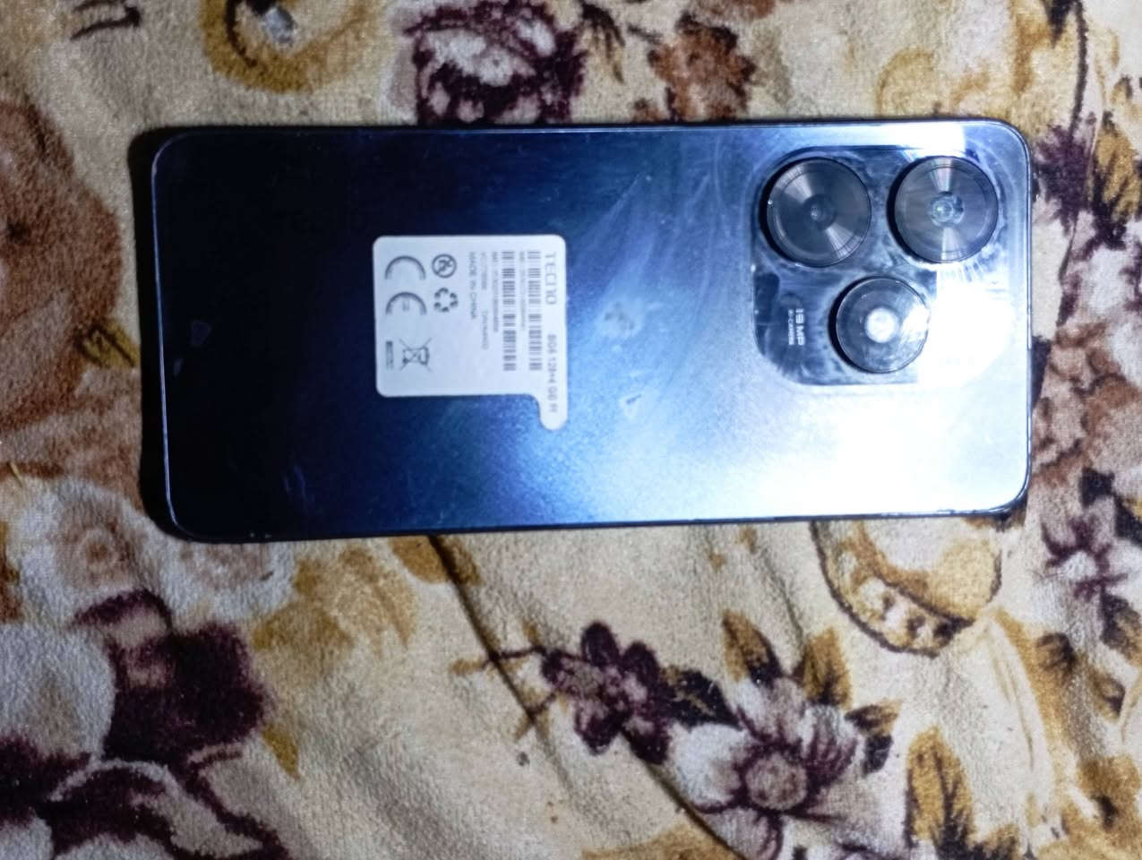 السلام عليكم جهاز TECno SpARK Go
ذاكره 128 
خطين 
سعر 50 
المكان حله 
هاتف ***********
