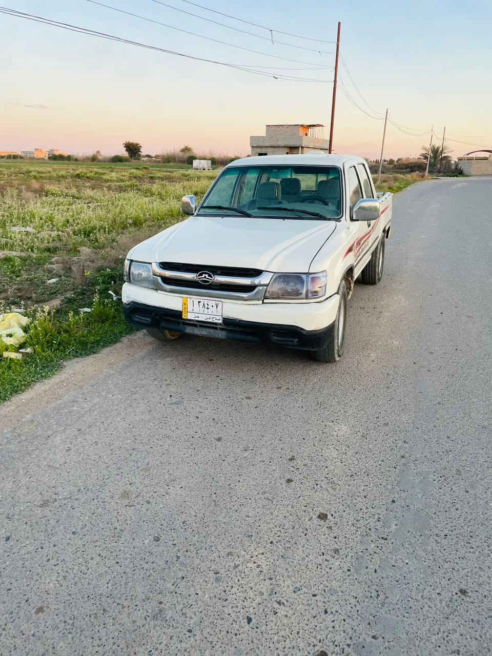 السلام عليكم 
للبيع سوبر دير 2006 صبغ عام جماليه بدرن ضرر 
رقم صلاح الدين بسمي سنويه2029 مشروع وطني 
شرط التحويل ثاني يوم تبريد تدفئه شغال 
صدر امامي خلفي جديد تخم تاير حديد ويل كب 
السياره جازه كهربائيه و ميكانيك كل شي شغال 

السعر 42 وبيه مجال مكاني تكريت 

‭0772 305 3501‬
