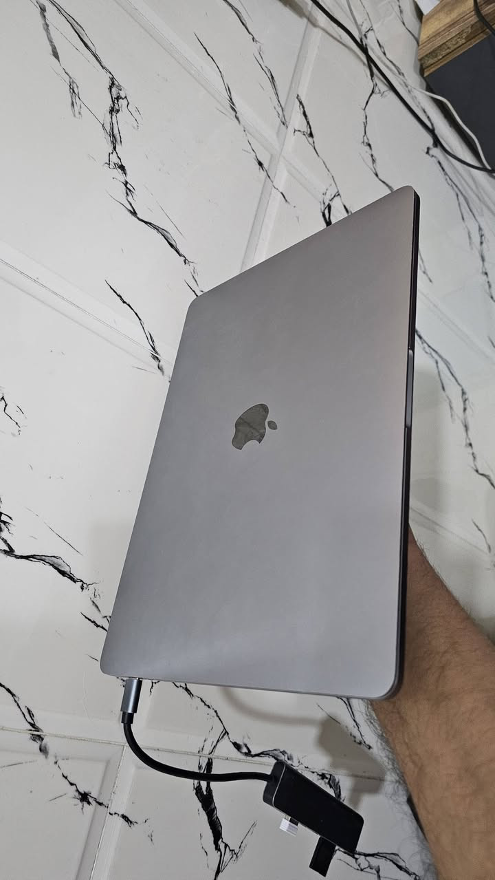 للبيع مشتريهم قبل 5 اشهر كلهم جدد وكارتون كل قطعه عندي الي بالصوره + اضائات ( اضائه مستمره + اضائه شمعه90cm godox+ اصائه بيبي لايت + خلفيه ورق ابيض طولها 3 متر وعرضها 4 متر)


**إذا كنت صاحب هذا الإعلان وتريد حذفه لأي سبب، رجاءا أرسل رسالة إلى الدعم الفني**