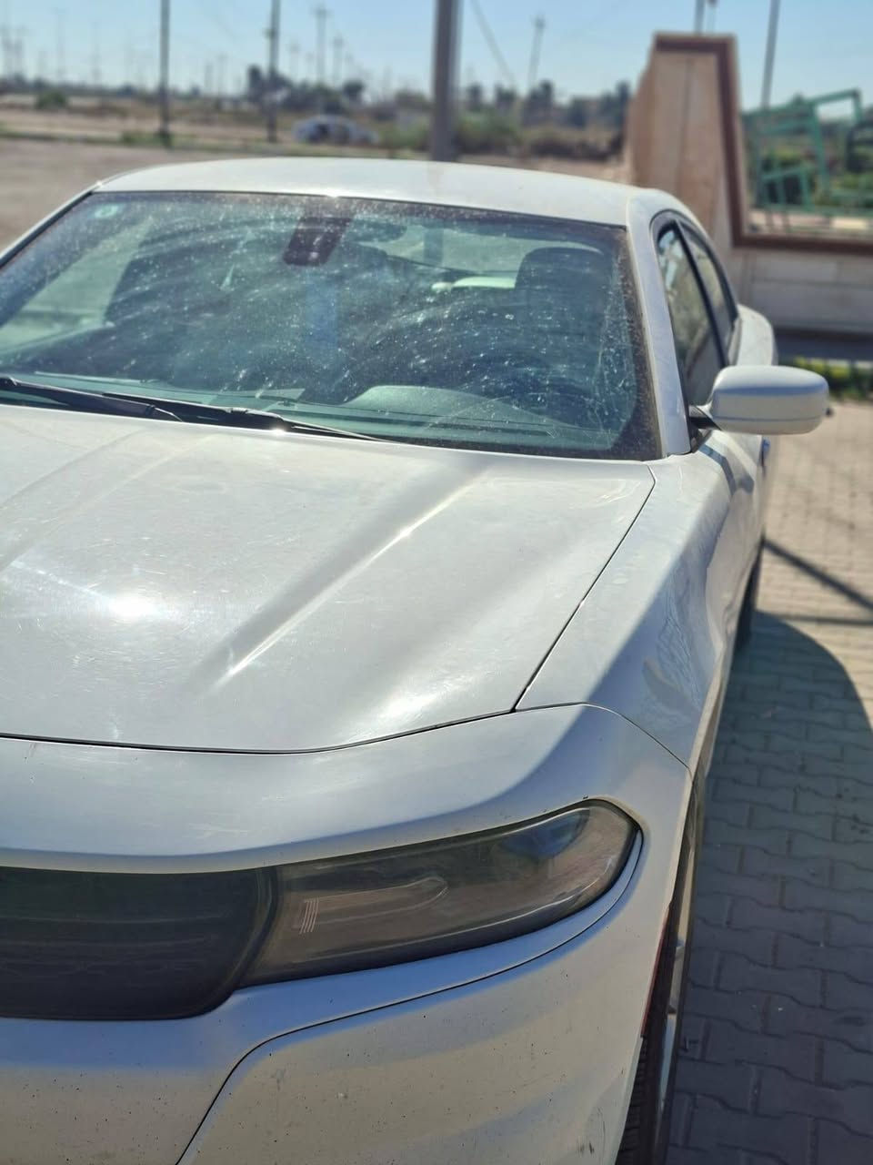 السلام عليكم جارجر موديل 16 للبيع شاشه كبيره دواخل اسود / ابيض كما موضحه بالصوره كندي مكان السياره ميسان..رقم ذيقار (ناصريه )) السعر 168 وهذا رقم راعيها ***********
