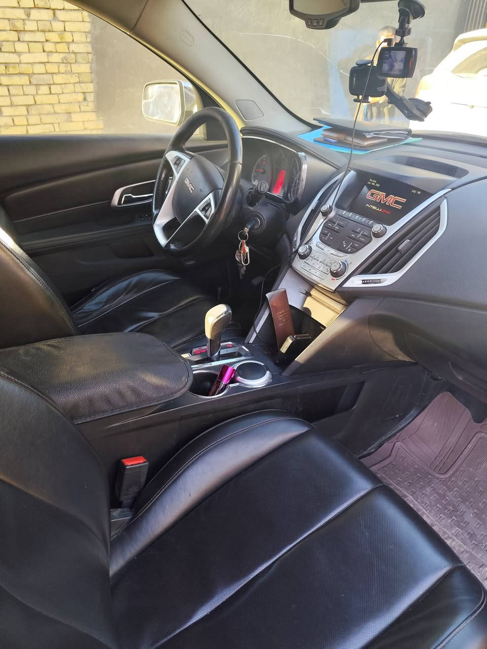 السلام عليكم
جي ام سي تيرين 2013  للبيع او مراوس 
فول مواصفات   محرك 3600 V6
فتحه سقف 
حساس خلفي 
كامره خلفيه 
رادار جانبي 
نقطه عمياء 
رادار امامي مانع تصادم 
تحديد مسار
مثبت سرعه تفاعلي 
كشنات جلد تدفئه تبريد 
ذاكره خزن ميمورى مقاعد 
تشيغل عن بعد  
لايت زينون  
حادث جانبي ابواب اثنين 
وبيه صبغ بنيد وجاملغات بسبب جراد بدون اي ضرر  
رقم بابل با اسمي سنويه 2027 جاهزه بدون نقص 
سعر 115 بي مجال مكان السياره البصره القرنه 
رقم ***********
