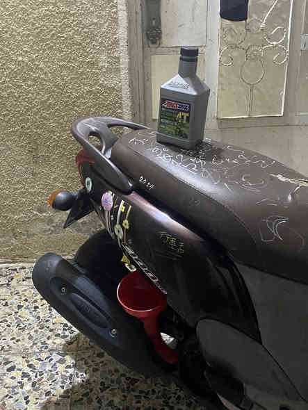 السلام عليكم فله البيع
فله موديل ٢٠١٤

دراجه كفاله عامه كفر ومكينه

دراجه صارله ٣٧ يوم من طالعه من الرمبه

تجي تكلب وتاخذهه الفيتر تفحص وتاخذ 

اطيك بيهه تراي لربيل 

دهن امزويل وبانزين محسن

شراي يخابر ***********

مكاني بغداد الحسينيه مال راشديه
