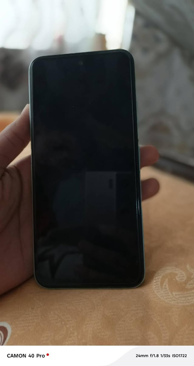 مراوس ب جهاز وياه فرق اطي اذا يشغل 60 فريم بل بوبجي وكون ما بدل بي شي أو بيع ابيع هذا الجهاز 110 بدون ملحقات


**إذا كنت صاحب هذا الإعلان وتريد حذفه لأي سبب، رجاءا أرسل رسالة إلى الدعم الفني**