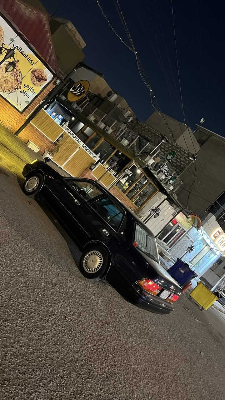 تكم 2000 شاصي 51 2500 الاقتصادي 
بالكارتون مكينتها  وگيرها 
حدادية جديدة 
تخم تاير 
تبريد ثلج 
خمس دكم 
شاشة ليزري 
كشنات خلفية مساج هزاز 
بيها تعديل بالجاملغ الخلف السايق بسيط كلش بس وشغل يخبل 
منضومة زنون بيها  
كركوك كاملة وصاعدة هزة 
مدفوع كمرك وضريبة وقرصها بيها كاملة باقية بس على فلوس الرقم قرار السيارة *********** ب115 وبيها مجال
