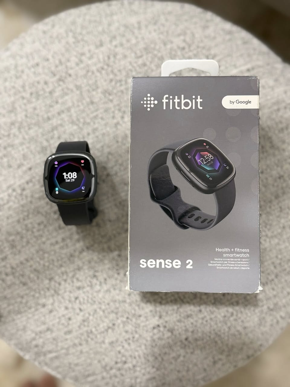 وصلنا حديثاً ساعات وباندات ماركة Fitbit الأصلية
إذا تحب تتابع صحتك ولياقتك بطريقة ذكية وعصرية، ساعات Fitbit توفر لك:
 • قياس نبضات القلب
 • تتبع النوم
 • حساب الخطوات والسعرات الحرارية
 • متابعة التمارين الرياضية
 • بطارية تدوم لعدة أيام
 • تصميم أنيق يناسب جميع الأذواق

متوفرة بعدة موديلات وألوان
أسعار مميزة وعروض خاصة
توصيل سريع لجميع المحافظات

للحجز والاستفسار يرجى مراسلتنا عبر الخاص


**إذا كنت صاحب هذا الإعلان وتريد حذفه لأي سبب، رجاءا أرسل رسالة إلى الدعم الفني**