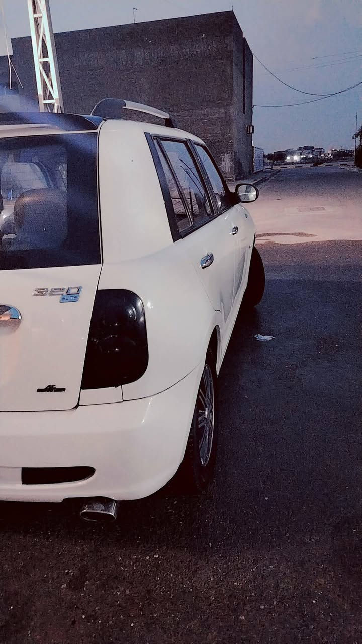 سلام عليكم ورحمة الله وبركاته
ليفان ٣٢٠ موديل ١٣ مكفول من الصبغ والتبديل السعر ٣٨

كير ومكينه شغال وتبريد شغال

مكان المحموديه الاتصال على الرقم ***********
***********
