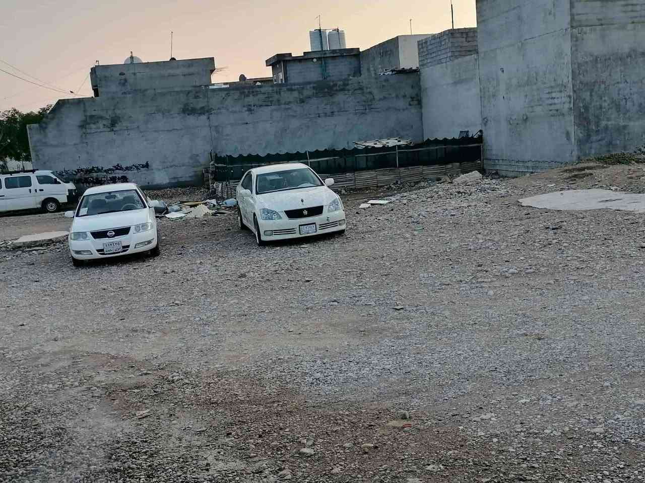 شاینە بۆ فرۆشتن 180 بچوک بە بچوکە سەیارەکە زۆر جوانە سەیارەکە ڕەنگی خەمسیە سێ دوگمەیە موسە یەک پارچەی بۆیاخە  سعری 65 گڵاو کەمێ مەجال
***********
کەلار
