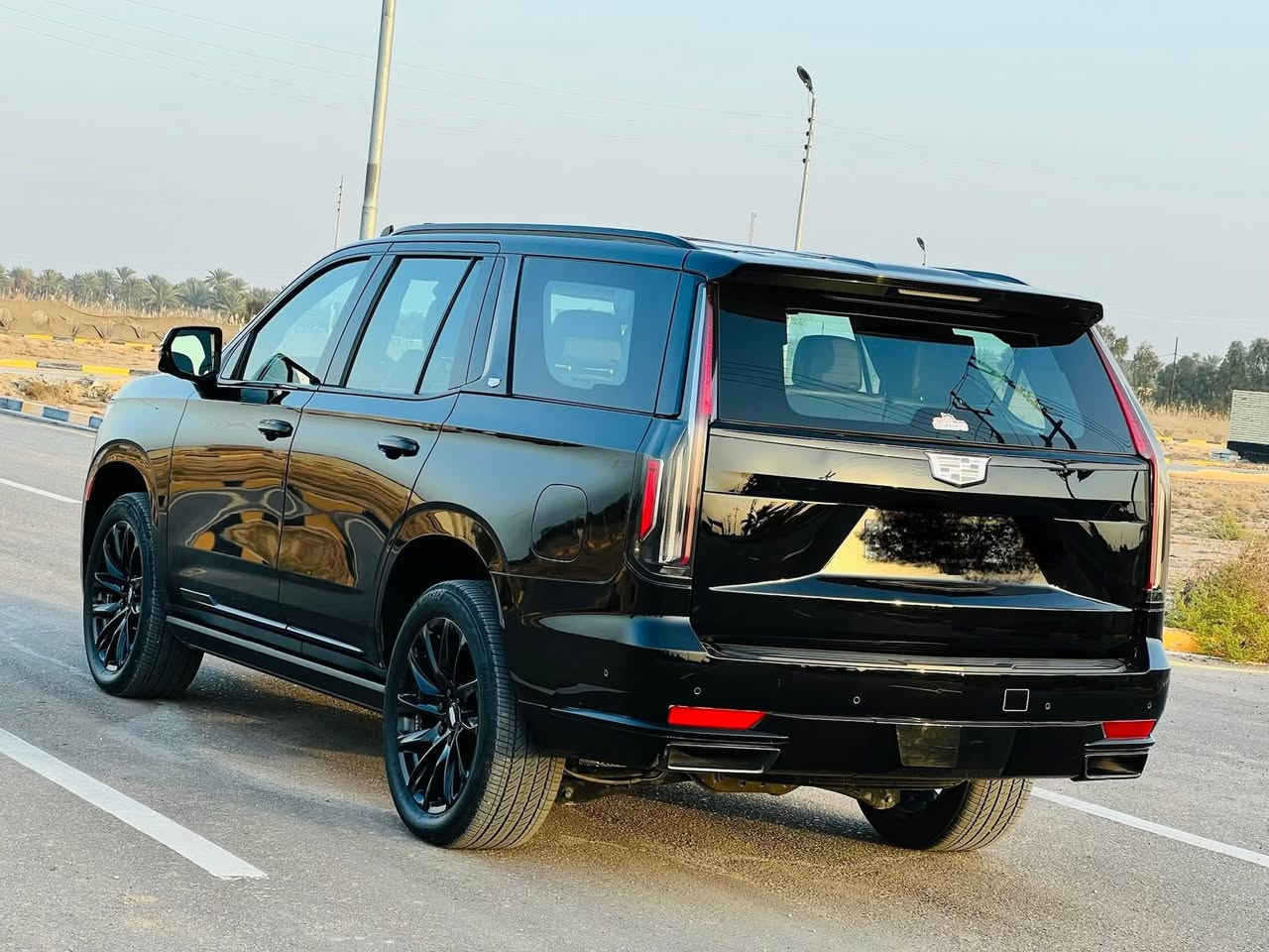 السلام عليكم للبيع كديلاك سكاليد خليجي وكاله المنصور فول مواصفات اسبرسو مساج ماشيه ٥٢ الف  كفاله عامه من بارد وبدي ار ودبل كود سونارها بل منشور عارضها ٧١٠ عنواني بغداد حي الاعلام
***********
