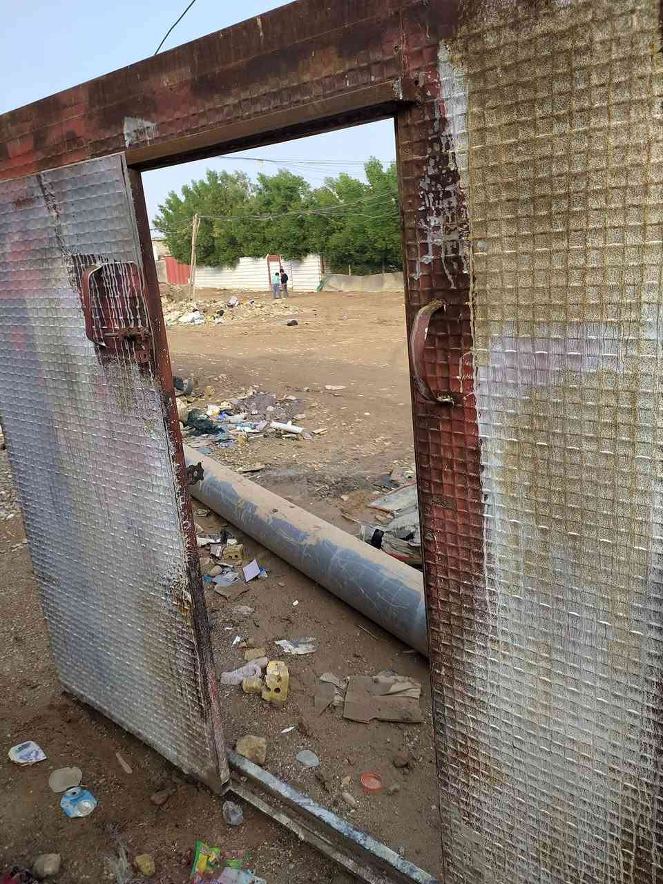 سلام عليكم غراض للبيع مكاني النهروان شارع الشمري شراي يدخل خاص. ***********
