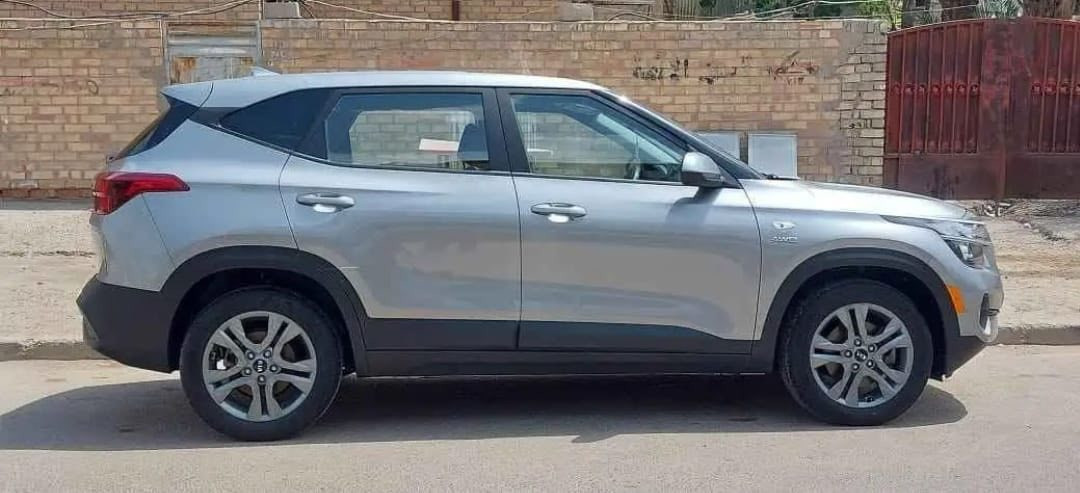 كيا سيلتوس موديل 2021 للبيع
فئة LX 
المواصفات :-
١. محرك 2000 دوش المرغوب 
٢. رقــــم بغــــداد
٣. ماشية 45 الف
٤. كاميرا دوارة
٥. حساس اسطفاف خلفي
٦. اوتوهولد إطفاء ذاتي عند التوقف 
٧. مانع توقف
٨. نظام خرائط كار بلي 
٩. شاشة 8 انج 
١٠. انظمة قيادة 
١١. تحكم ستيرن جهتين

🔺 ️السيارة وأرد امريكي بدون حادث ( كليين ) فقط خدوش بالدعامية وموجود التقرير (الكارفكس) والصور بأمريكا ورقم الشاصي 

بالعراق صار بارد بسيط في باب السائق

السعر تفضل خاص وبخدمتك مكانها بغداد الرصافة

للتواصل : ***********
