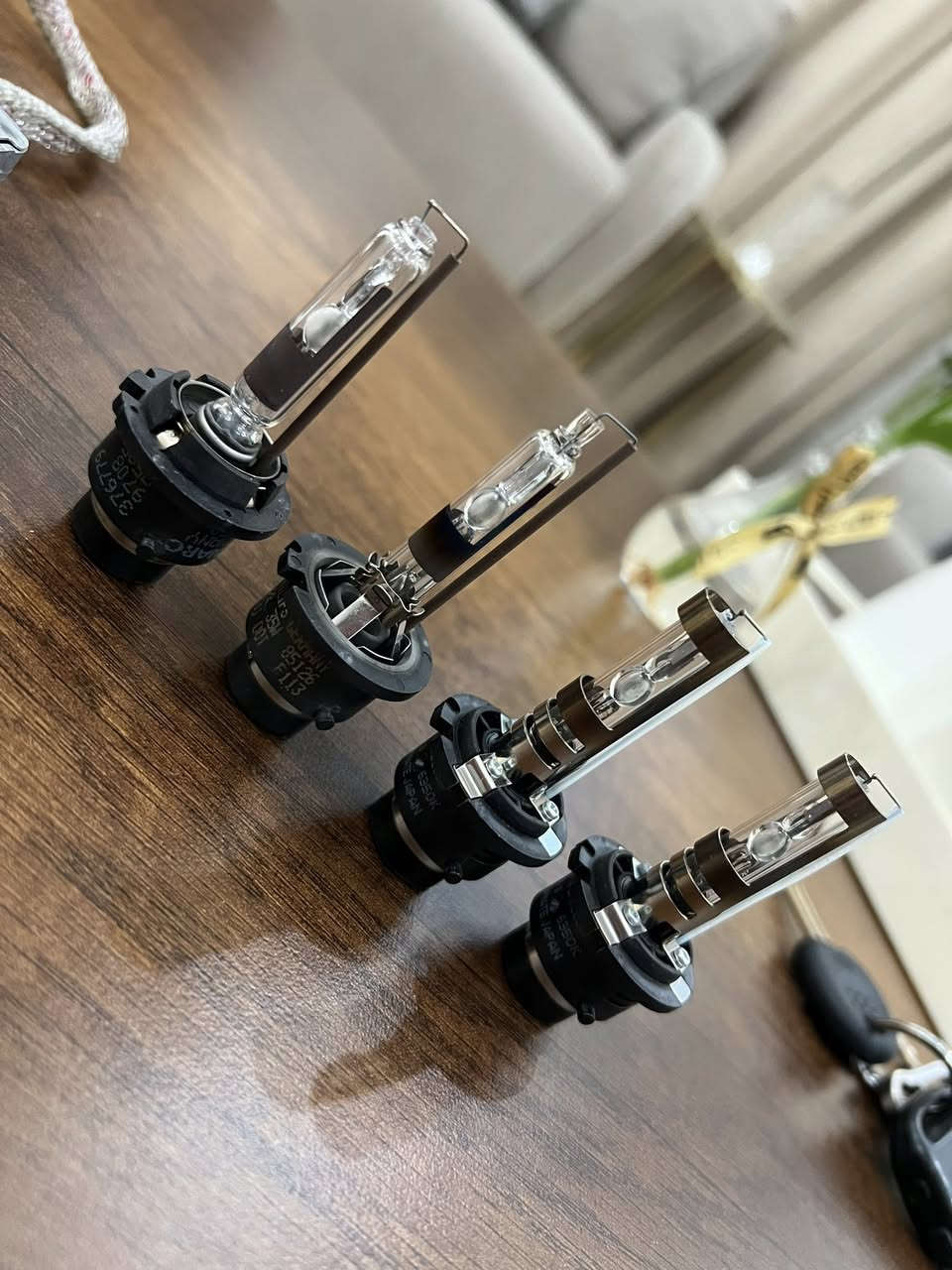 زينون ملكه DENSO مال تفصيخ القوه 6360K الزوج 20
محوله لايت ماكه بلاديه تفصيخ سعر 20
*********** توصيل داخل بغداد فقط
